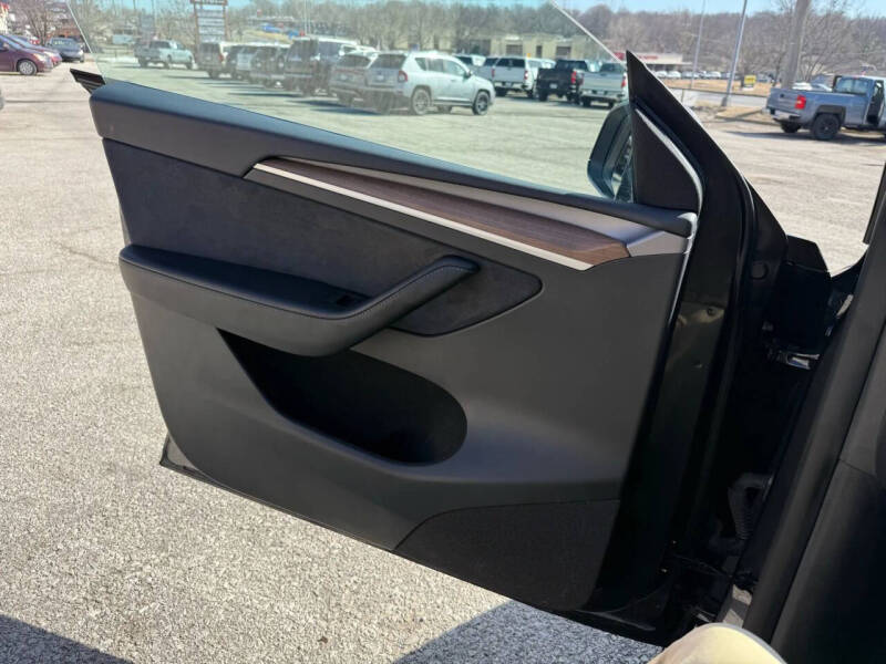 2024 Tesla Model Y Long Range