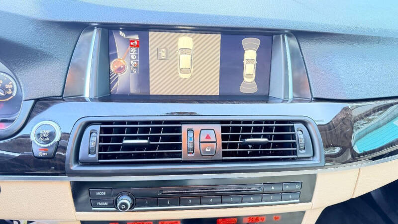 2016 BMW 5 Series 528i