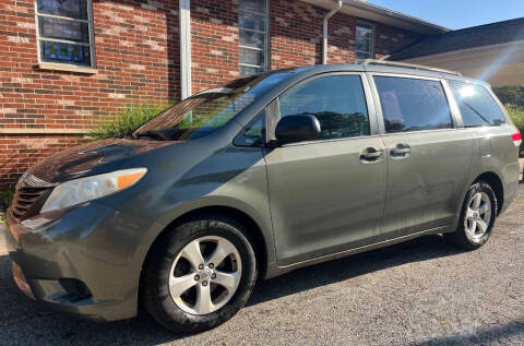 2011 Toyota Sienna Base 7-Passenger
