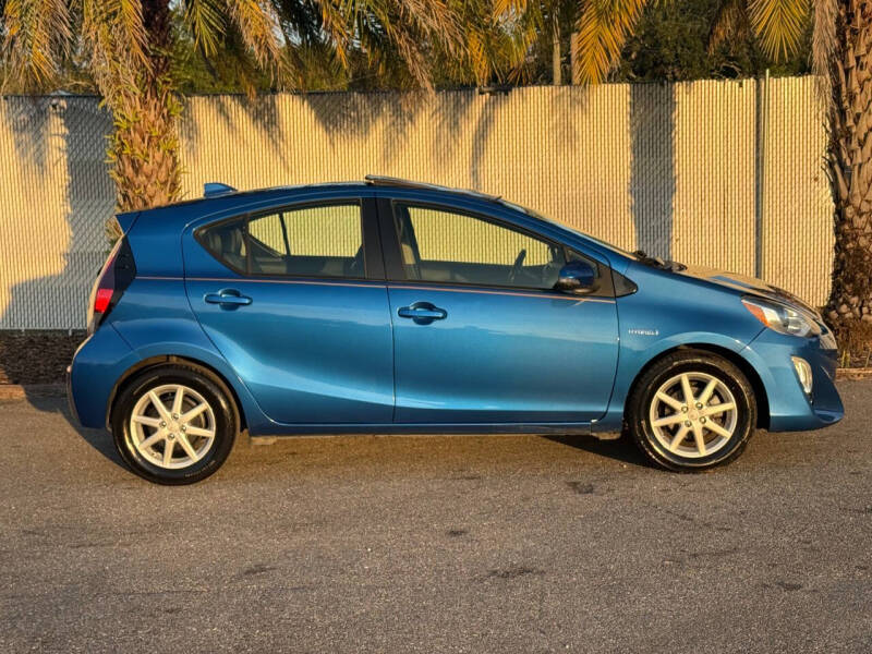 2015 Toyota Prius c Four