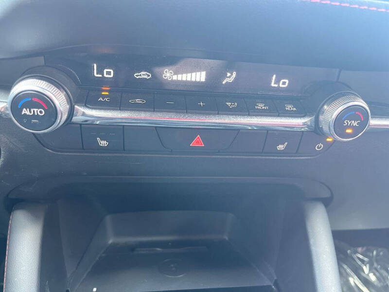 2025 Mazda Mazda3 Hatchback 2.5 S Carbon Edition
