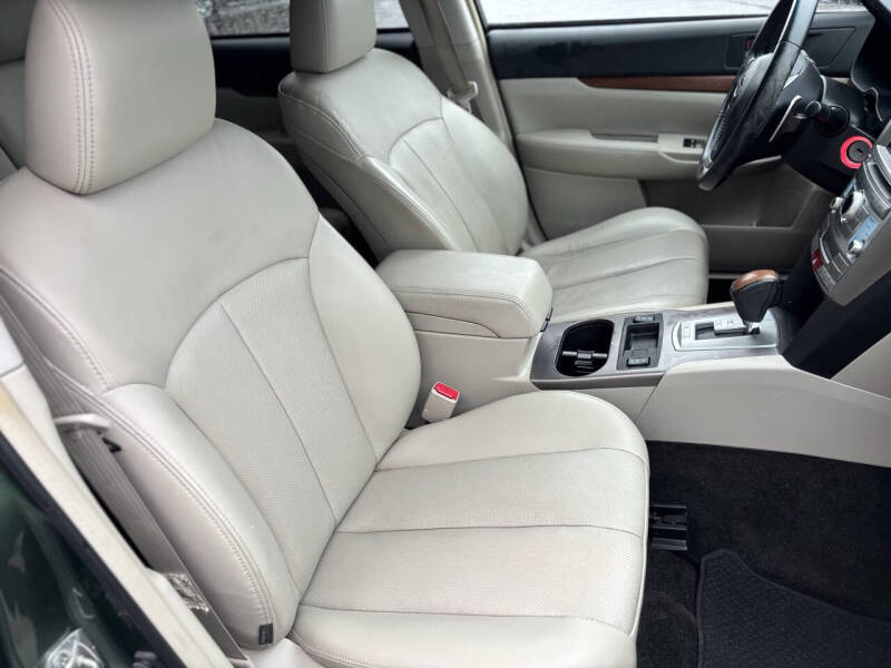 2013 Subaru Outback 2.5i Limited