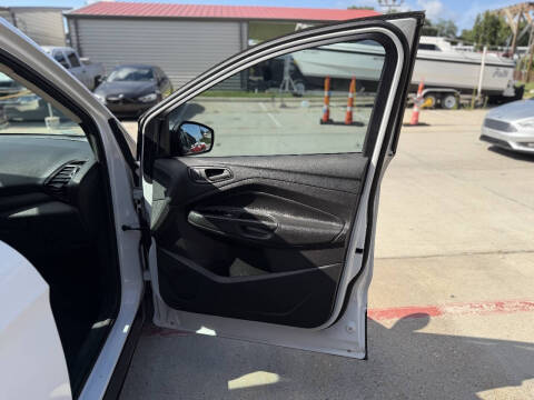 2018 Ford Escape S