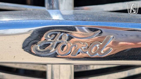 1940 Ford Deluxe
