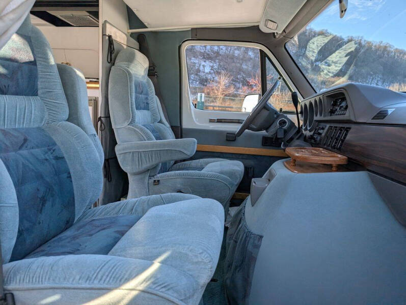 1996 Dodge Ram Van 3500