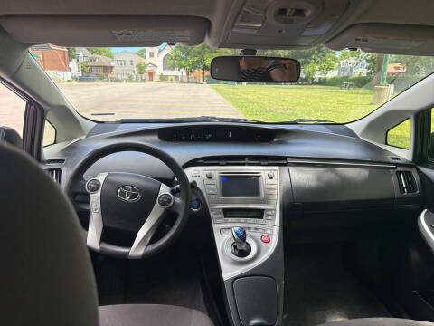 2015 Toyota Prius Two
