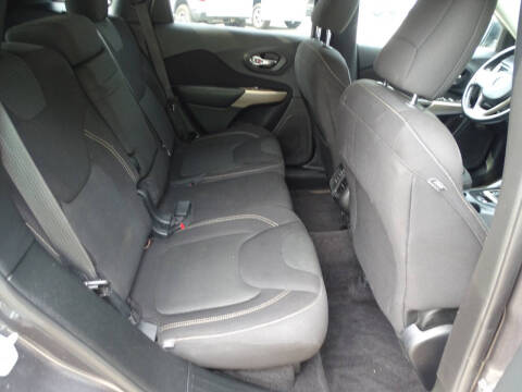 2018 Jeep Cherokee Latitude