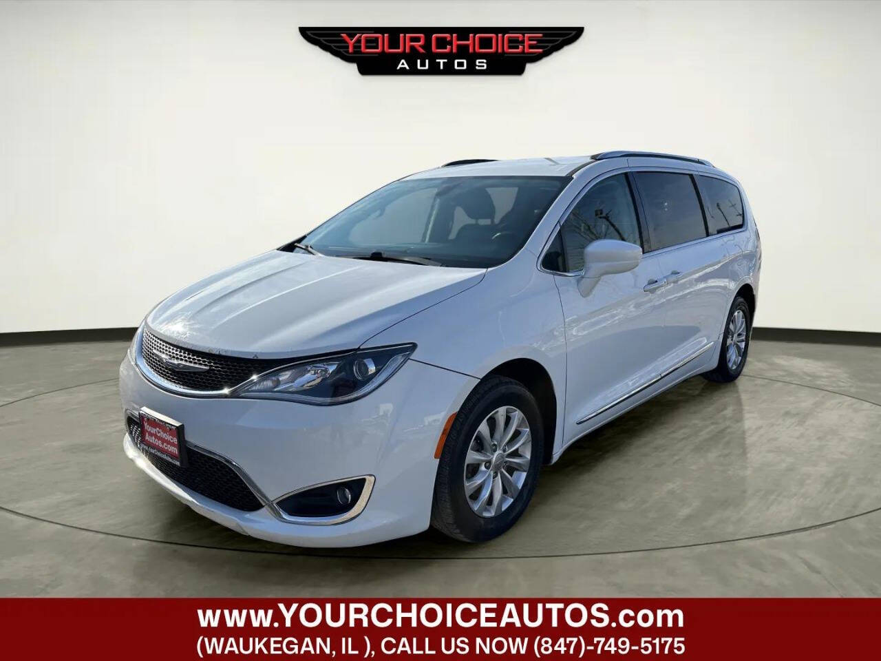 2018 Chrysler Pacifica Touring L 4dr Mini Van's photo