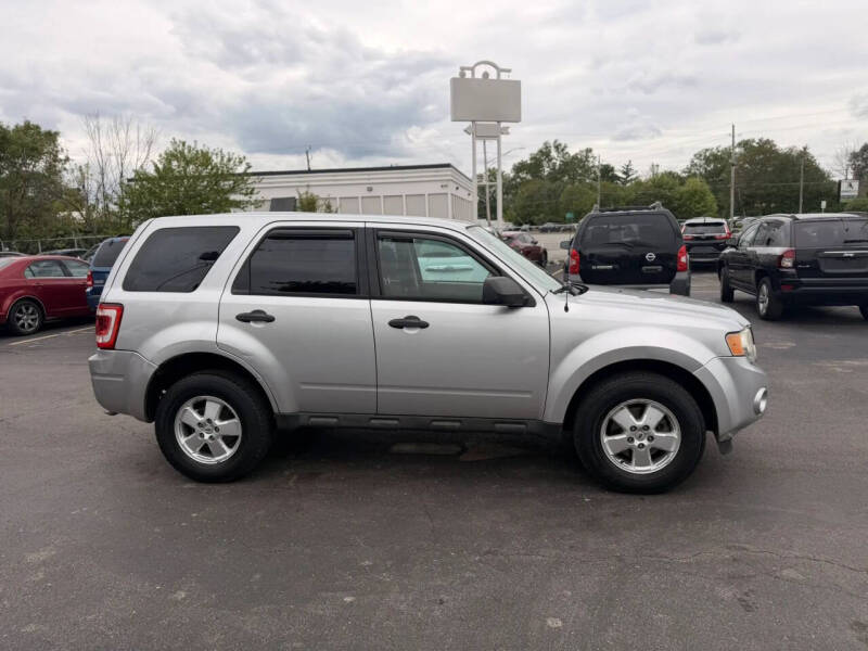 2010 Ford Escape XLS