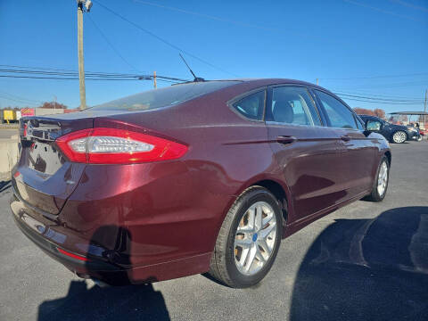 2013 Ford Fusion SE