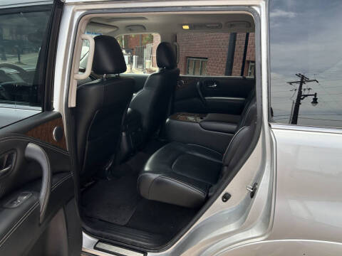 2017 Infiniti QX80
