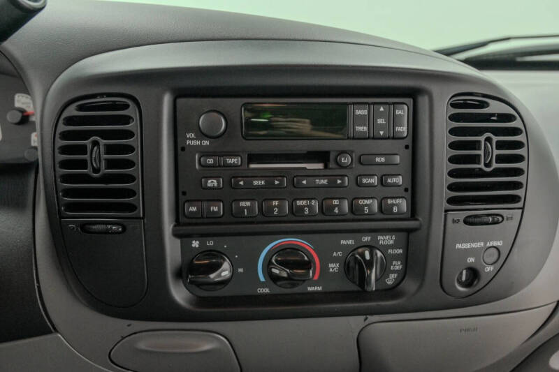 2001 Ford F-150 SVT Lightning