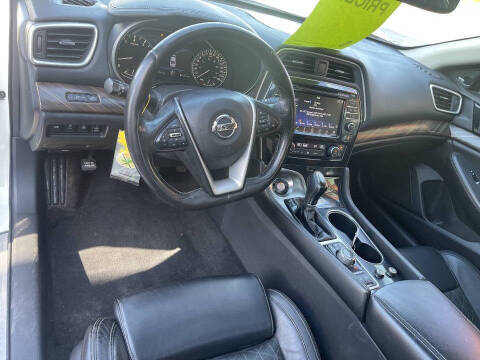 2017 Nissan Maxima Platinum