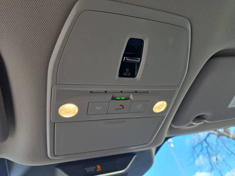 2026 Nissan LEAF Platinum+