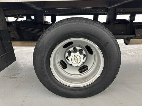 2022 Chevrolet Express 3500