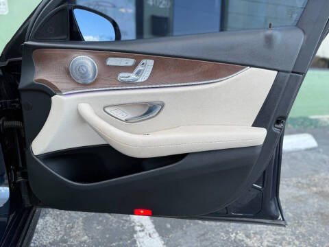 2017 Mercedes-Benz E-Class E 300