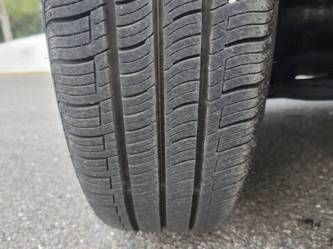 2014 Toyota Prius c Three