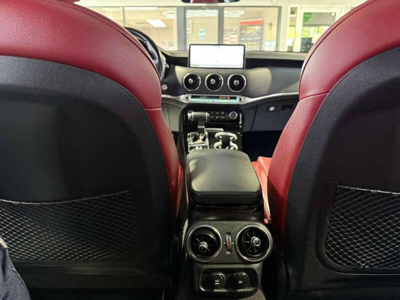 2023 Kia Stinger
