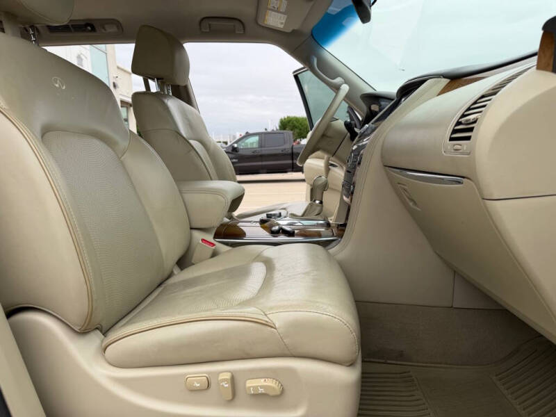 2014 Infiniti QX80