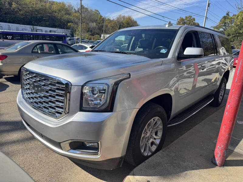 2017 GMC Yukon XL SLT