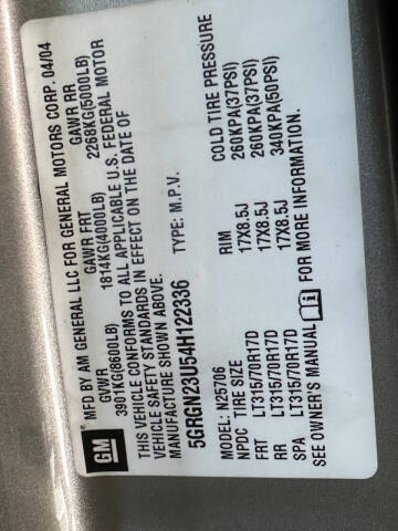 2004 HUMMER H2