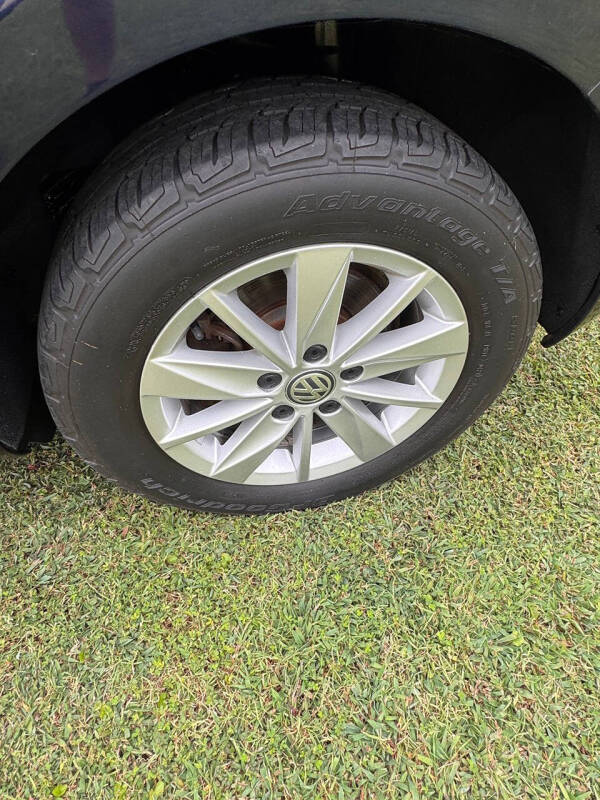 2016 Volkswagen Golf TSI