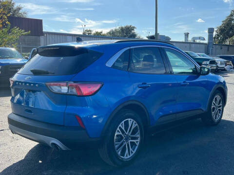 2021 Ford Escape SEL