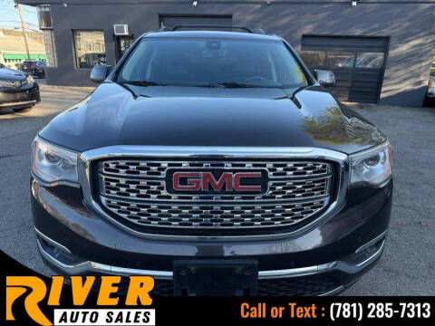 2017 GMC Acadia Denali