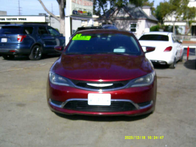 2016 Chrysler 200