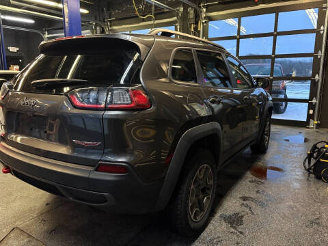 2020 Jeep Cherokee Trailhawk
