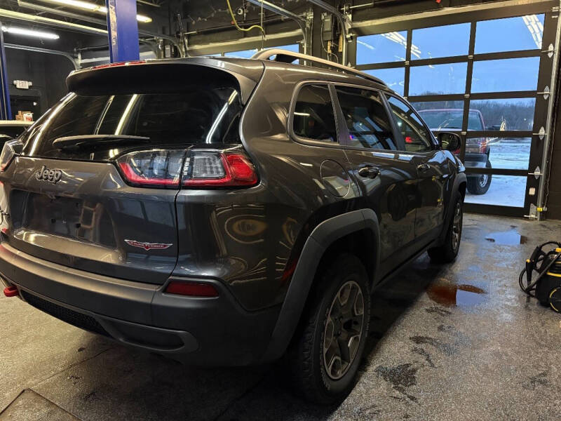 2020 Jeep Cherokee Trailhawk