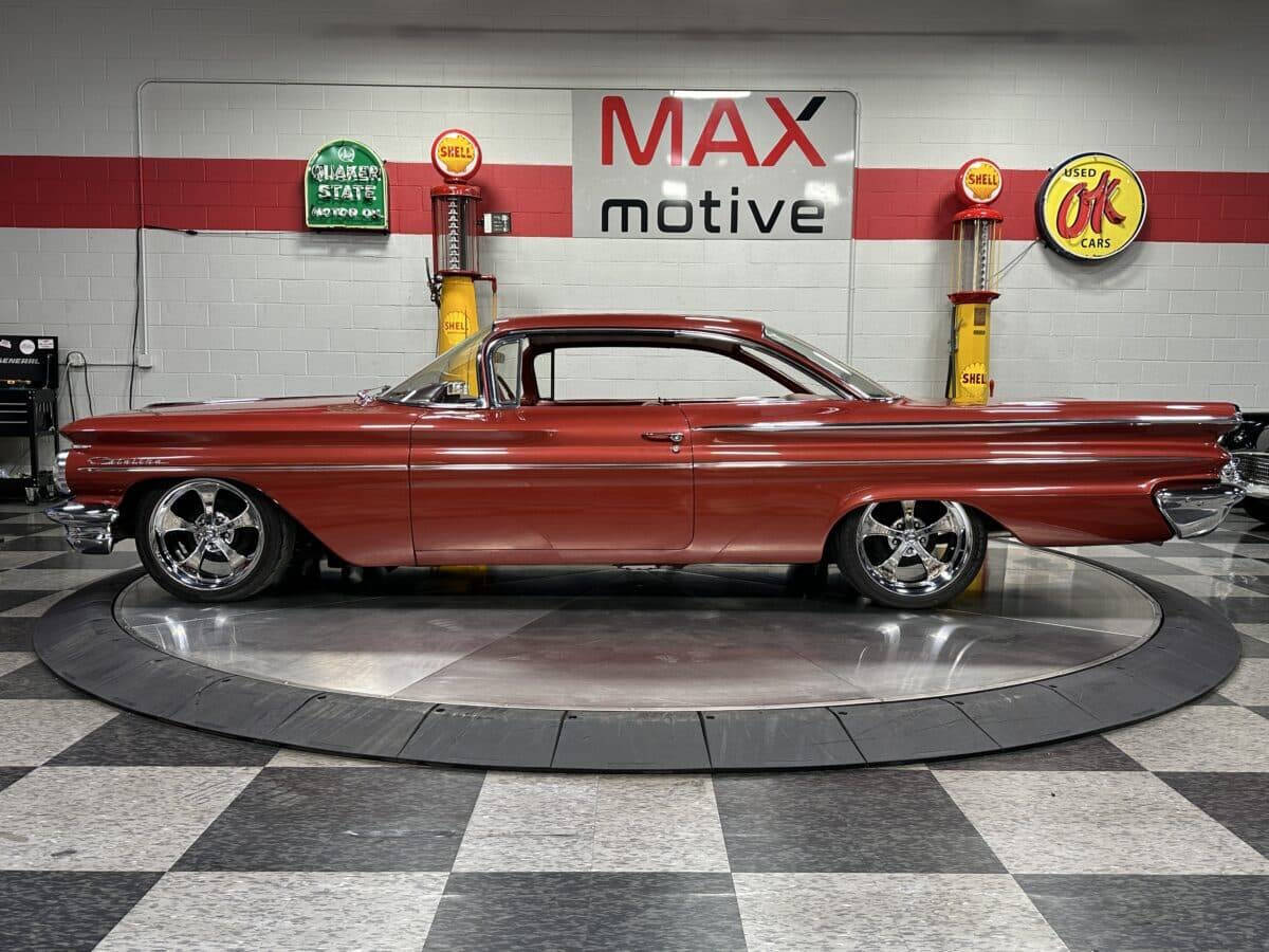 1960 Pontiac Catalina 4