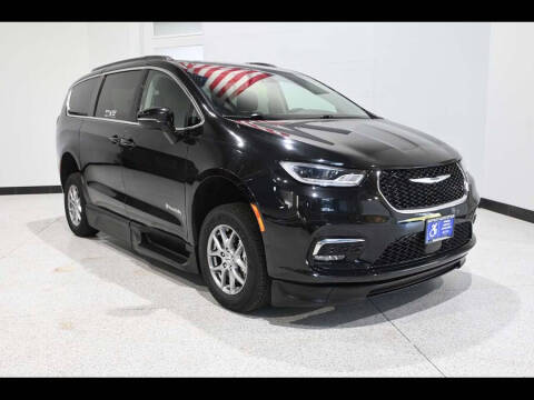 2021 Chrysler Pacifica Touring
