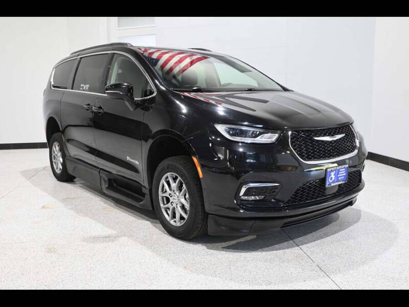 2021 Chrysler Pacifica Touring