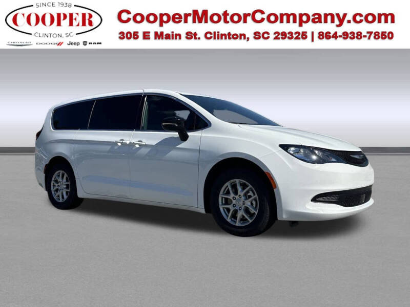 2026 Chrysler Voyager LX