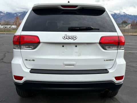 2016 Jeep Grand Cherokee Laredo