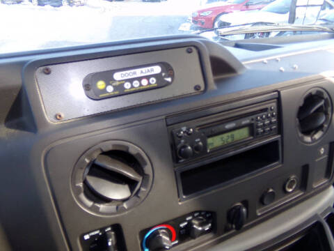 2019 Ford E-Series E-450 SD