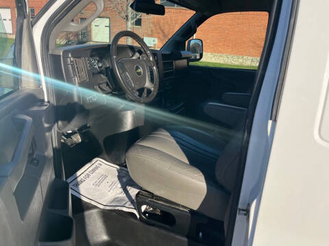 2020 Chevrolet Express 2500