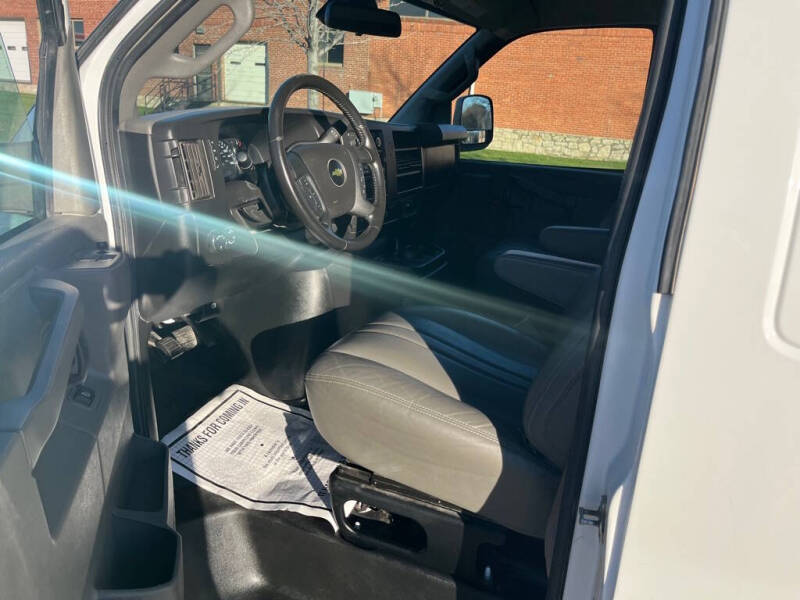 2020 Chevrolet Express 2500