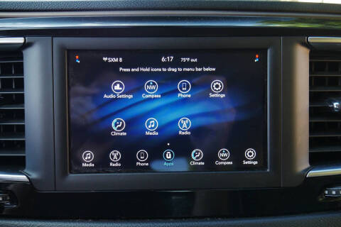2020 Chrysler Voyager LXi