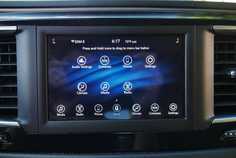 2020 Chrysler Voyager LXi