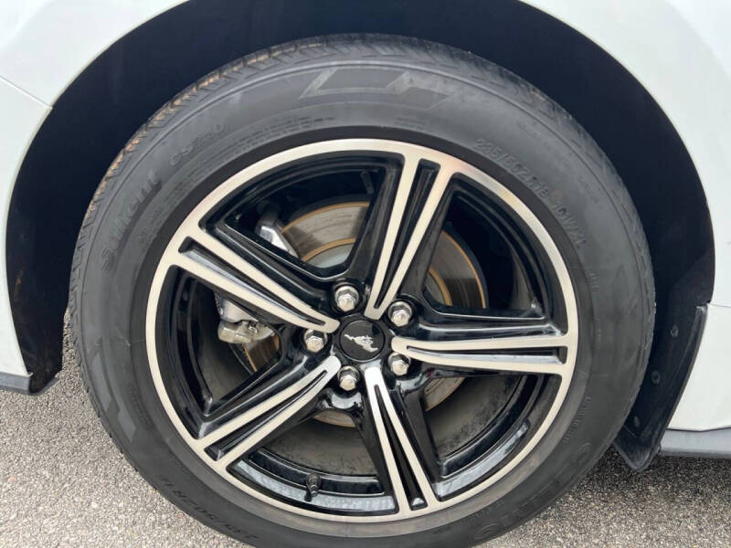 2024 Ford Mustang EcoBoost Premium