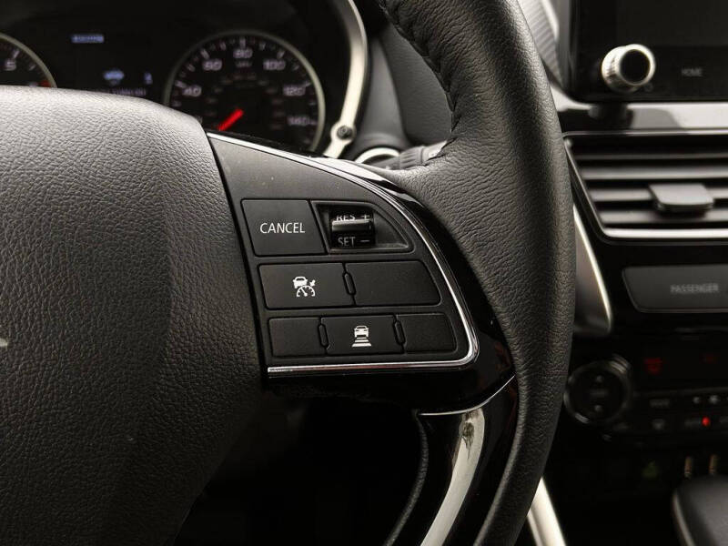 2025 Mitsubishi Eclipse Cross SE