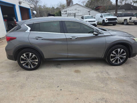 2019 Infiniti QX30 Luxe