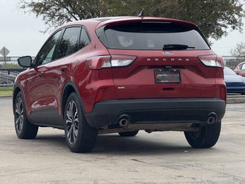 2022 Ford Escape SE