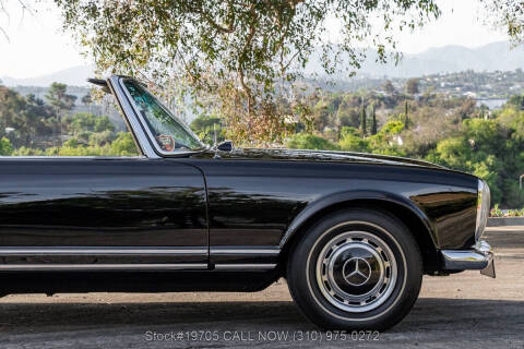 1966 Mercedes-Benz 230SL