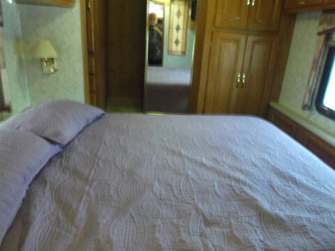 2003 Freightliner XC Chassis