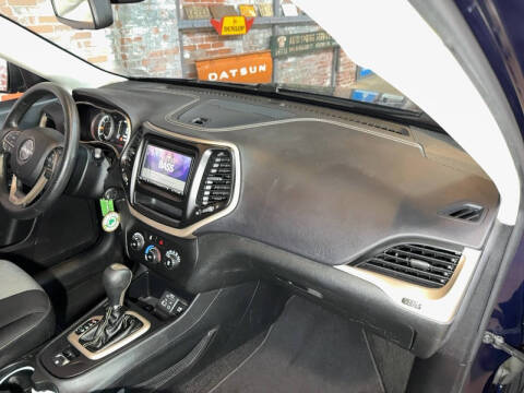 2015 Jeep Cherokee Sport