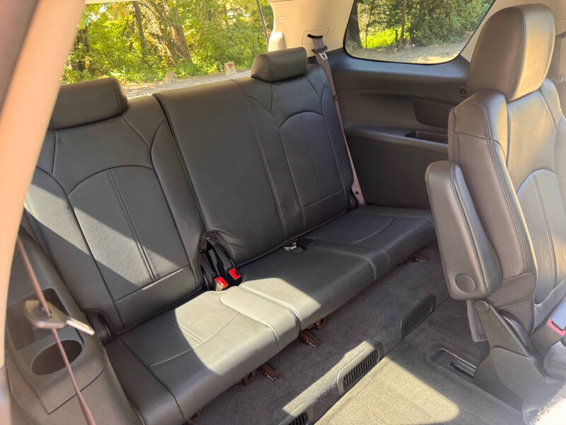 2011 GMC Acadia SLT-2