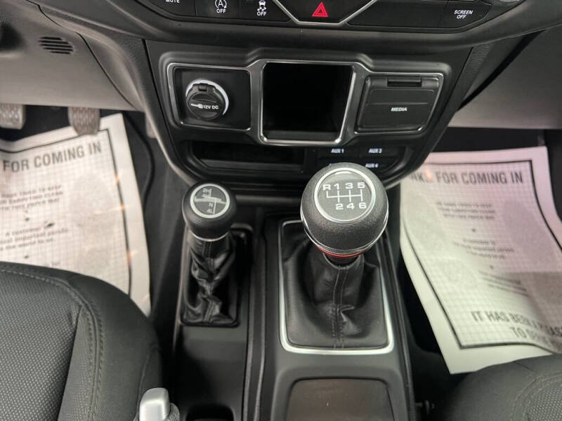 2022 Jeep Wrangler Willys